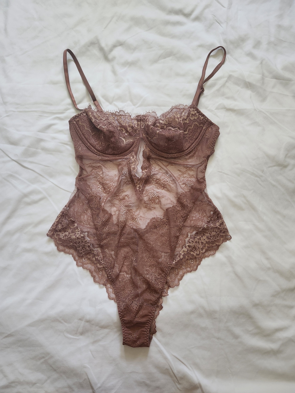 Victoria's Secret Lace Underwire Bodysuit in Mauve
